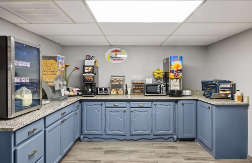 Harrison Hotel | Super 8 by Wyndham Harrison AR