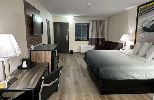 Kannapolis Hotel | Super 8 by Wyndham Kannapolis