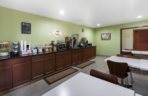 Munfordville Hotel | Super 8 by Wyndham Munfordville KY