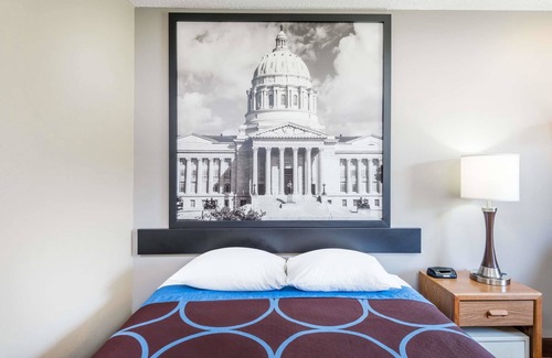 West Plains Hotel | Super 8 by Wyndham West Plains