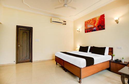 Dera Bassi Hotel | Super Hotel O Dera Bassi Ambala-Chandigarh Road