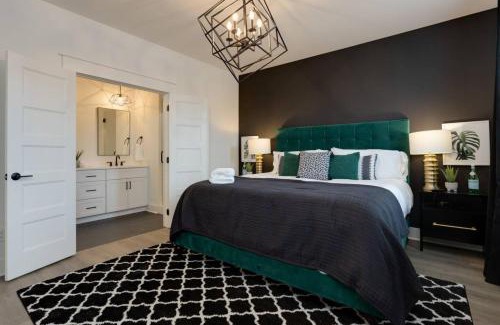 East Nashville Casa | Super Luxury Home Maximum Space Gorgeous Decor