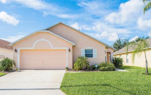 Westbury Villa | Super Mario Hideaway - Pool, Spa, Game Room Fun!