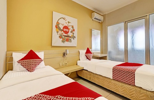 Semarang Hotel | Super OYO 389 Sky Guesthouse