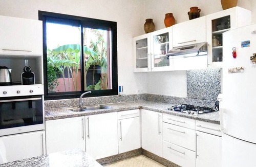 Mouassine Villa | Superb villa with private swimming pool, children's cabin