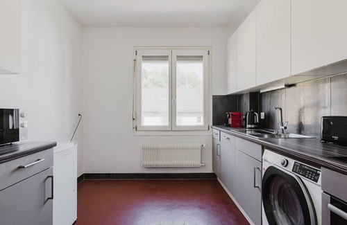 Wipkingen Apartamento | Superb Wipkingen 3BR w/ Storage Room & Shared Garden, by Blueground