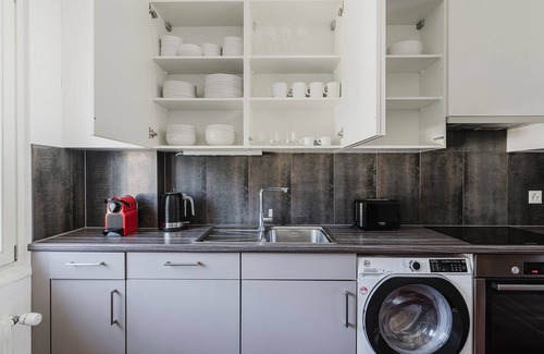 Wipkingen Apartamento | Superb Wipkingen 3BR w/ Storage Room & Shared Garden, by Blueground