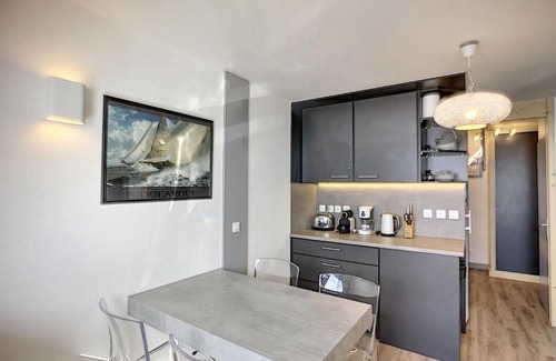 Les Bruyeres Apartamento | Superbe 2 pièces rénové pour 5 pers, ski aux pieds, à Les Menuires - Wifi inclus - FR-1-178-2