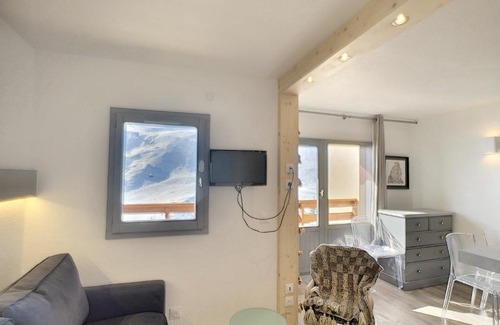 Les Bruyeres Apartamento | Superbe 2 pièces rénové pour 5 pers, ski aux pieds, à Les Menuires - Wifi inclus - FR-1-178-2
