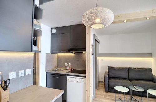 Les Bruyeres Apartamento | Superbe 2 pièces rénové pour 5 pers, ski aux pieds, à Les Menuires - Wifi inclus - FR-1-178-2