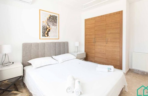 La Soukra Apartamento | Superbe apt avec piscine: La soukra