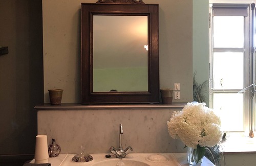 Betaucourt Cama Y Desayuno | Superbly renovated former notable's property.