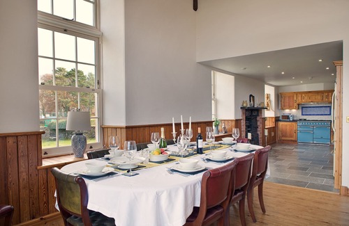 Penrhyndeudraeth Casa | Superior 5-bed conversion close to Portmeirion in Snowdonia