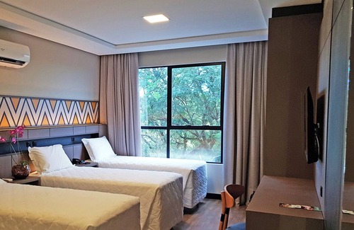 Foz do Iguacu Hotel | Superior Triple Twin – A Cozy 3-Unit Stay Made for Friends, Families, and Groups