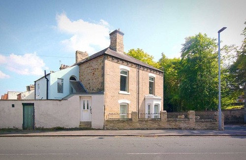 North Bitchburn Apartamento | Superking beds, spacious and comfortable ground floor apartment near town centre