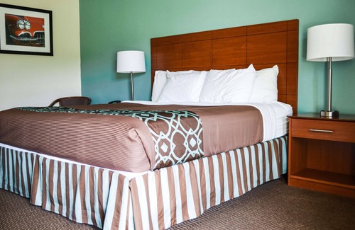 Bowling Green Hotel | SureStay Hotel by Best Western Bowling Green North