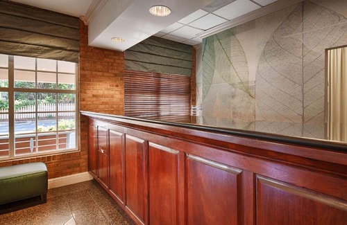 Northeast Raleigh Hotel | SureStay Plus Hotel by Best Western Raleigh North Downtown