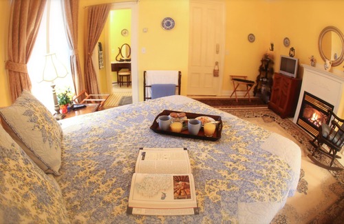 Center Harbor Cama Y Desayuno | Sutton House B & B
