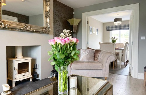 Enniskillen Casa | Swallow Lane, Enniskillen, Co Fermanagh, 5* Chic
