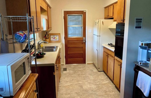 Greensboro Casa | Sweet Haven - Serene 3BR Family Retreat - Trees, Trails, Convenient Location