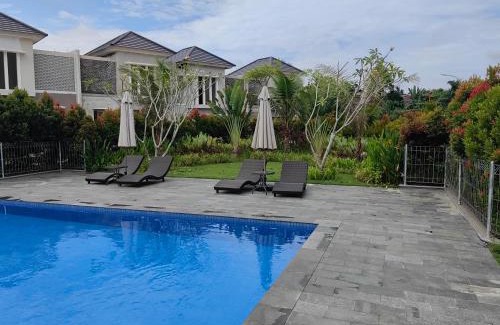 Pekanbaru Villa | Sweet House Homestay Near Mall Pekanbaru Sudirman