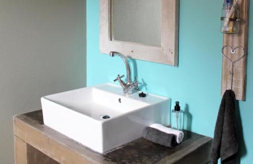 Lutsheni Cabina | Swell Eco Lodge