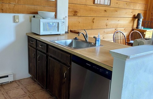 Hidden Valley Casa | Swim, Bike, Hike, Fish in Hidden Valley!