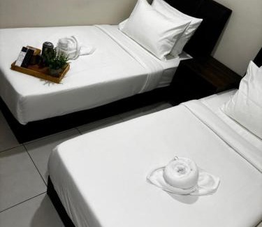 Bandar Baru Salak Tinggi Hotel | Swing & Pillows - KLIA 1, KLIA 2 Salak Tinggi