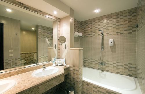 Dream Land Hotel | Swiss Inn Pyramids Golf Resort