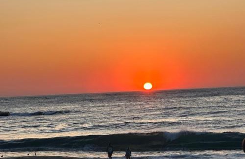 Austral Casa | Sydney Stay - 5 Bedroom with AC, Study and TVs