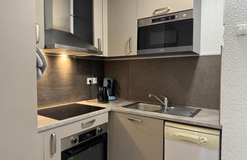 Cauterets Apartamento | T2 + alcôve. Balcon. Parking couvert. Piscine été.