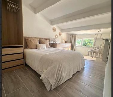 Les Angles Apartamento | T2 cuisine équipée jardin et parking privé proche Avignon