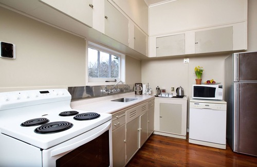 Hawera Cabina | Tairoa Lodge & Cottage