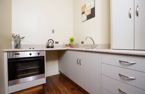 Hawera Cabina | Tairoa Lodge & Cottage