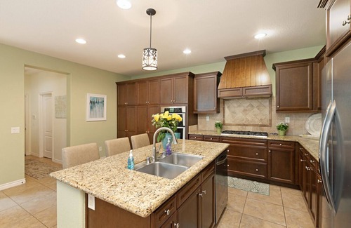 San Diego Casa | Aproveche las tarifas súper bajas en este nuevo listado. Niños y mascotas