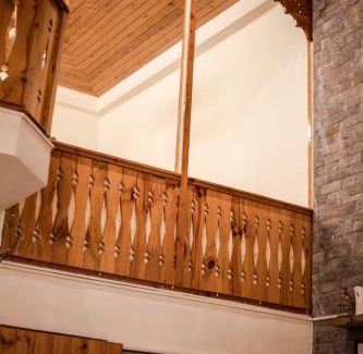 Vashist Casa | Tales N Trails