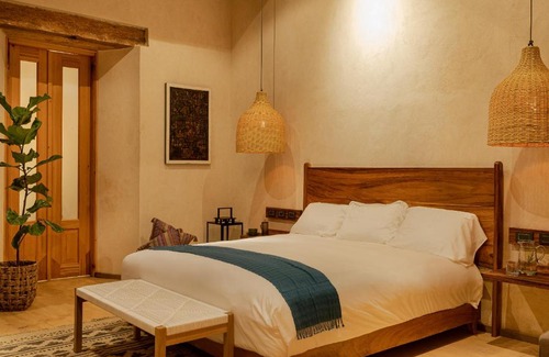Barrio de Guadalupe Hotel | Taller de Juan - Casa Hotel