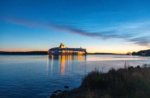 Kesklinn Alquiler De Eote | Tallink ferry - Baltic Queen Tallinn to Stockholm