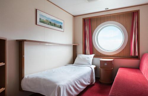 Kesklinn Alquiler De Eote | Tallink ferry - Baltic Queen Tallinn to Stockholm