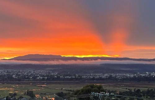 Riverside Casa | Tamar Riverside Views Retreat