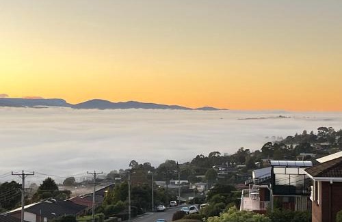 Riverside Casa | Tamar Riverside Views Retreat