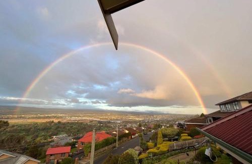 Riverside Casa | Tamar Riverside Views Retreat