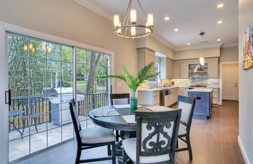 Old Seminole Heights Casa | ** Tampa Riverfront Mansion ** Piscina / Jacuzzi / Kayaks / Mesa de billar