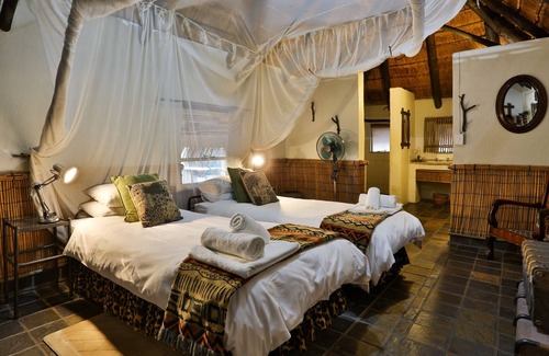 Thorny Bush Game Reserve Otro | Tangala Safari Camp