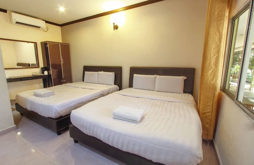 Air Hangat Hotel | Tanjung Puteri Motel