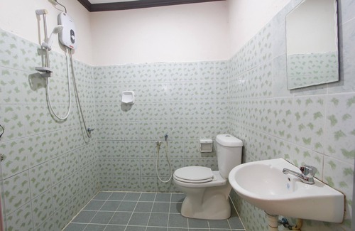 Air Hangat Hotel | Tanjung Puteri Motel