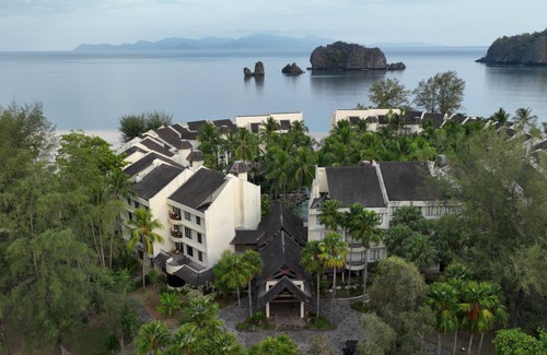 Air Hangat Complejo | Tanjung Rhu Resort