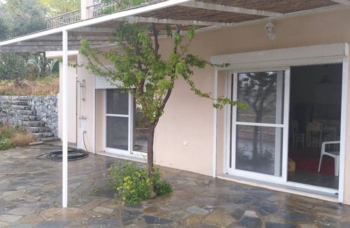 Sminos Apartamento | Taygetos' Porch: a small house with majestic view and relaxing environment