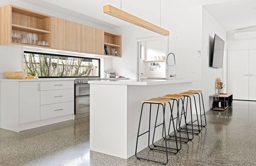 Inverloch Complejo | Tea Tree Poolside Retreat