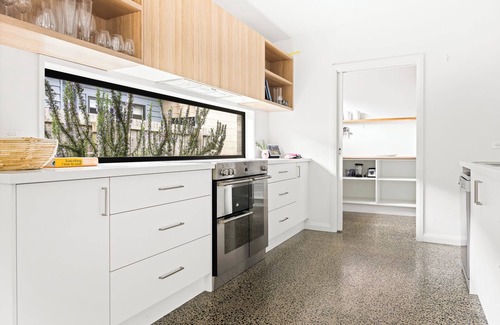 Inverloch Complejo | Tea Tree Poolside Retreat